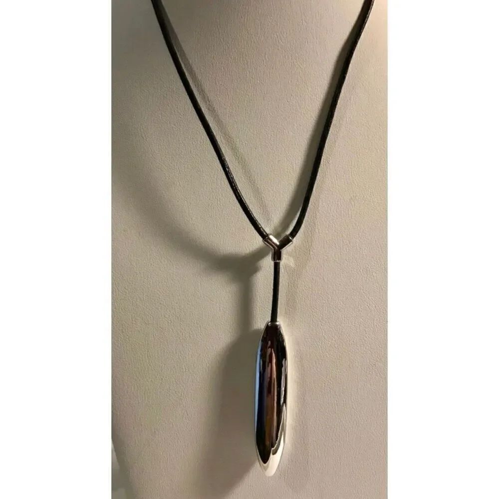 Lia Sophia Sorrento Necklace Silver Black leather
